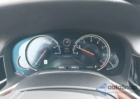 2018 BMW Alpina B7 xDrive z USA, uszkodzony, nr VIN WBA7F2C56JB238258